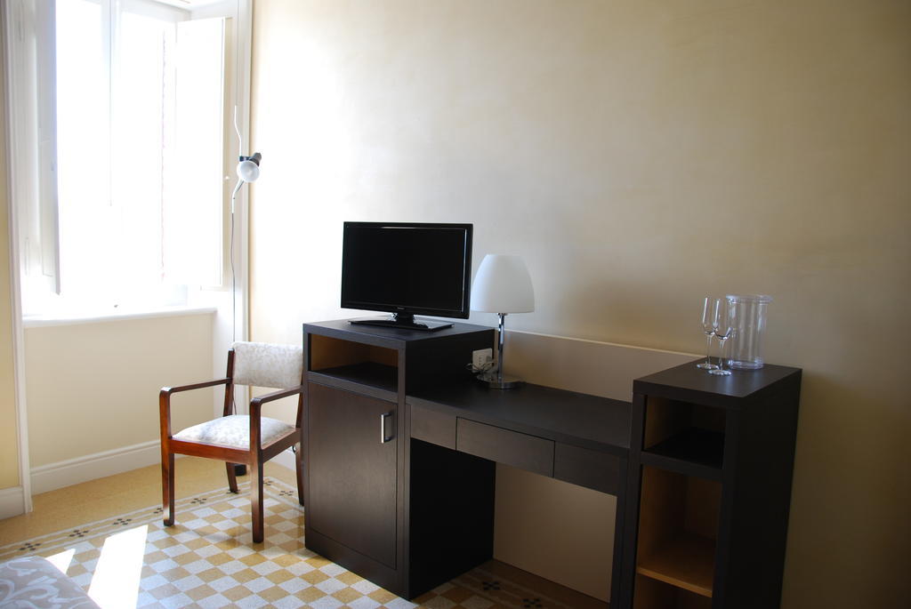 Relais Del Borgo Hotel & Spa 4 Stelle Staffolo Zimmer foto